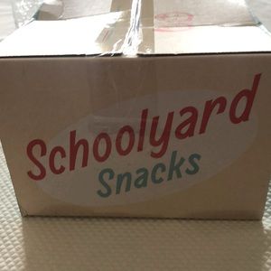 Keto flaming hot snack puffs